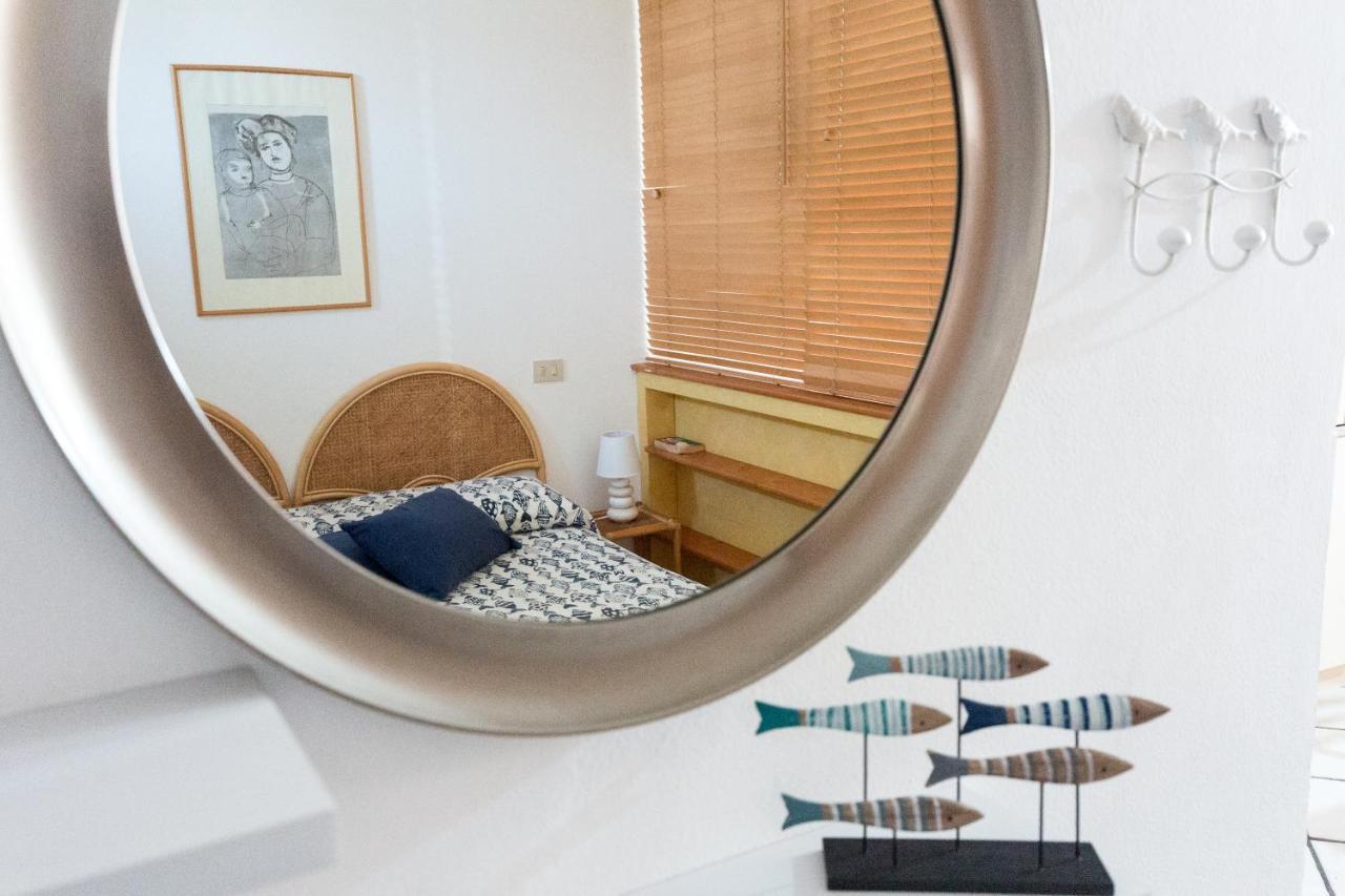 Casa Zu Peppino Apartment ลีปารี ภายนอก รูปภาพ
