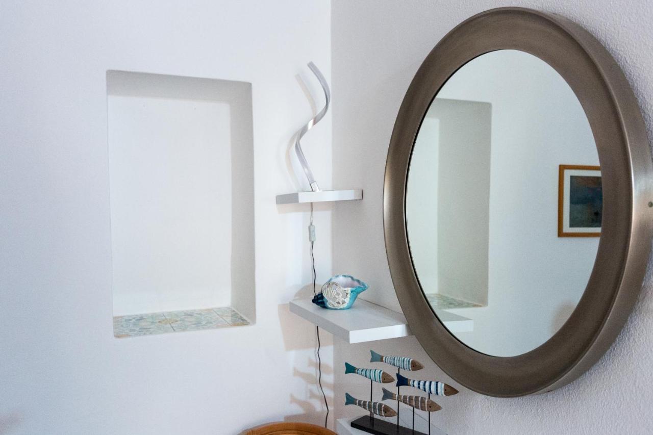 Casa Zu Peppino Apartment ลีปารี ภายนอก รูปภาพ