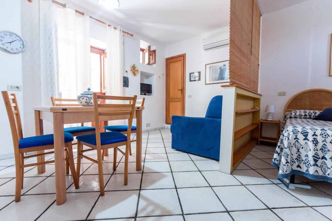 Casa Zu Peppino Apartment ลีปารี ภายนอก รูปภาพ