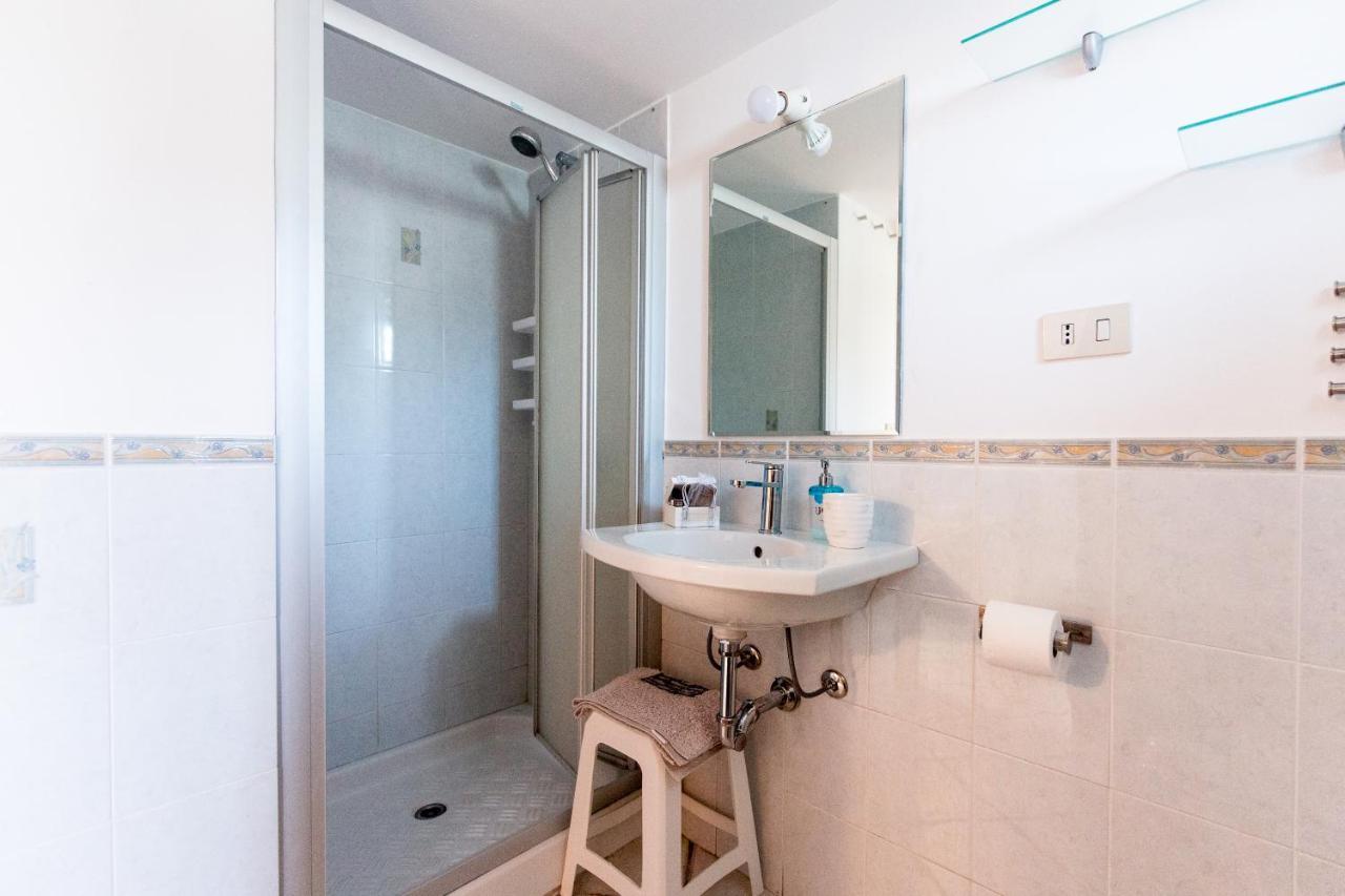Casa Zu Peppino Apartment ลีปารี ภายนอก รูปภาพ