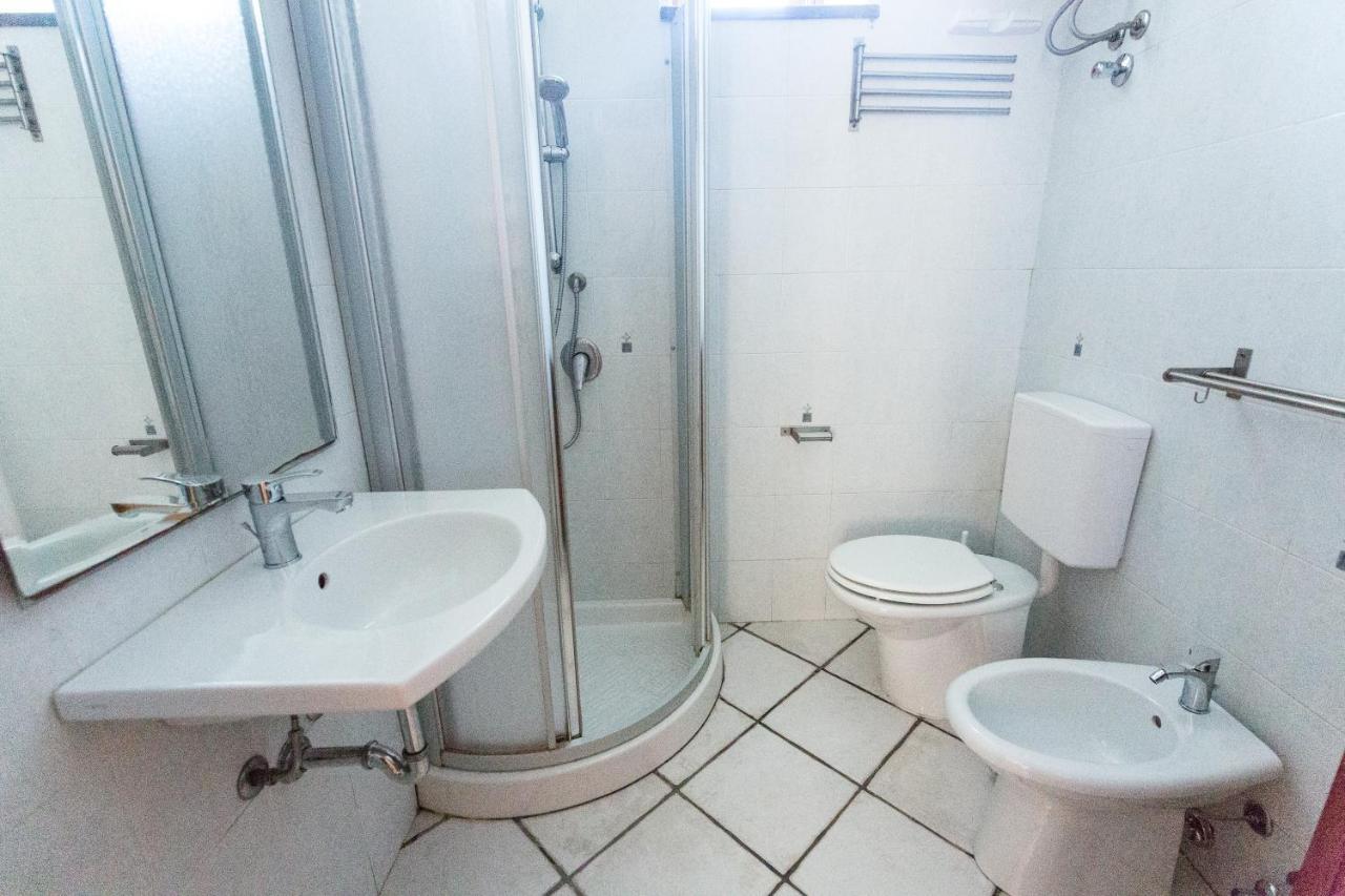 Casa Zu Peppino Apartment ลีปารี ภายนอก รูปภาพ