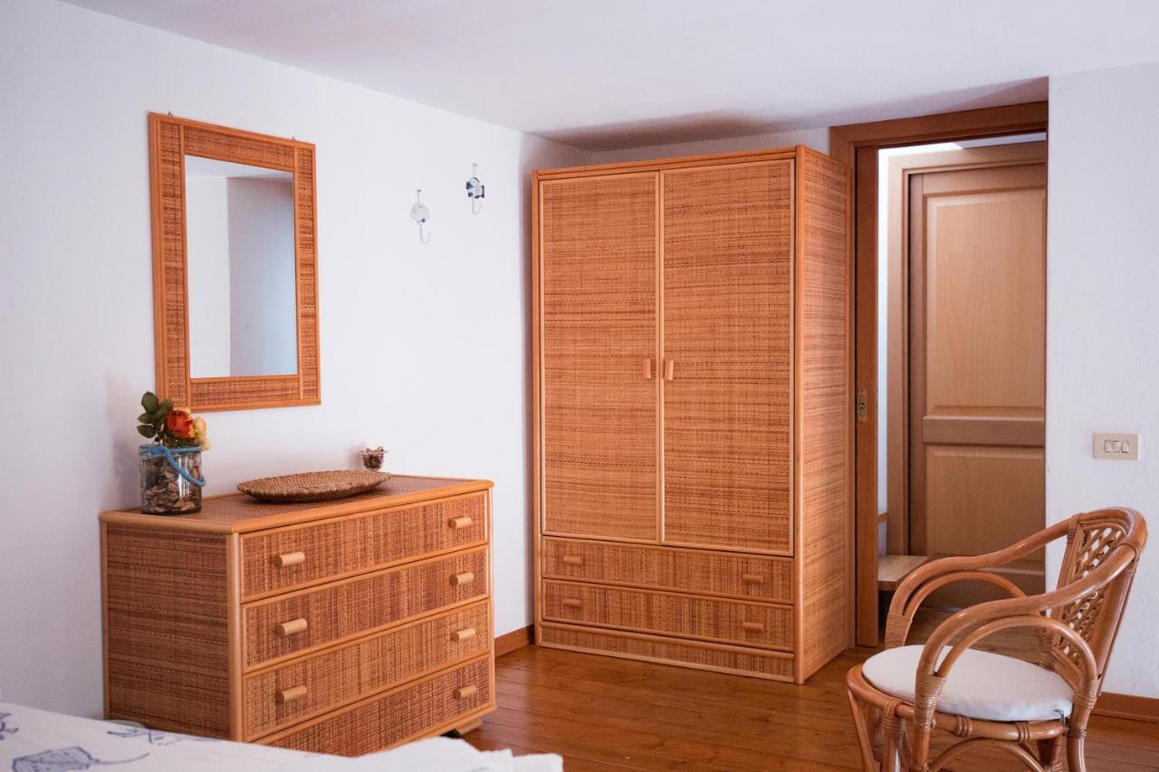 Casa Zu Peppino Apartment ลีปารี ภายนอก รูปภาพ