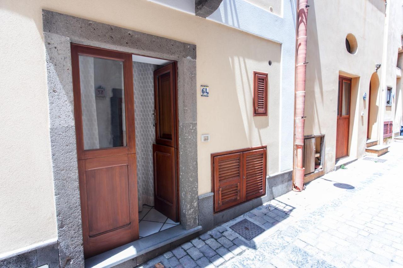 Casa Zu Peppino Apartment ลีปารี ภายนอก รูปภาพ
