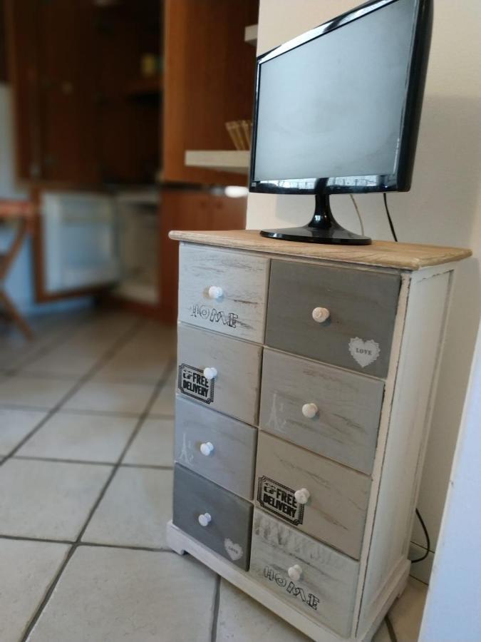 Casa Zu Peppino Apartment ลีปารี ภายนอก รูปภาพ